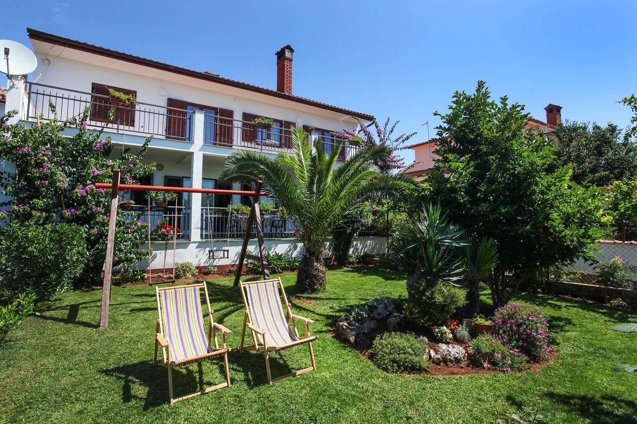 באניולה Apartments Patricia מראה חיצוני תמונה