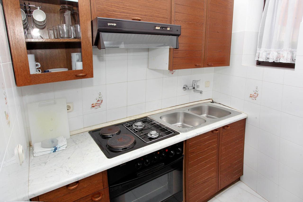 באניולה Apartments Patricia מראה חיצוני תמונה